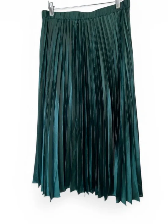1.STATE Satin Pleated Accordion Midi Skirt in Green Size 6 - Picture 3 of 8